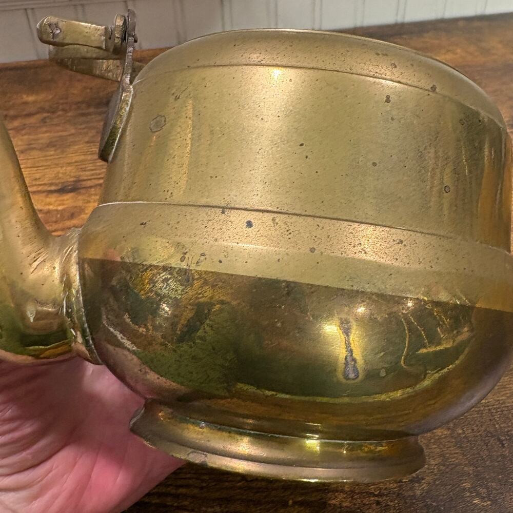 Vintage Brass Teapot Tea Kettle with Lid Patina MCM Shabby Chic Boho Decor - Picture 8 of 10